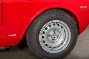 Immagine 13/31 di Alfa Romeo Giulia GTA 1300 Junior (1968)
