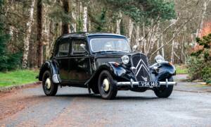 Image 1/37 of Citroën Traction Avant 11 BL (1955)