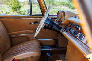 Image 29/38 of Mercedes-Benz 280 SE 3,5 (1970)
