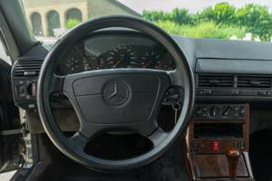 Image 39/50 de Mercedes-Benz 300 SL (1990)