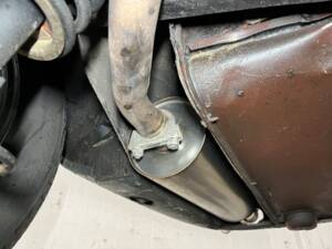 Image 42/47 of Jaguar XJ 6 C 4.2 (1976)