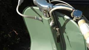 Bild 40/44 von Piaggio Vespa 125 (1951)