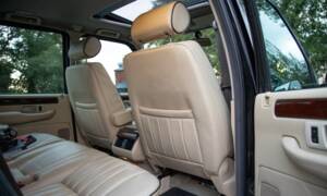 Immagine 6/50 di Land Rover Range Rover 4.6 Vogue (2001)