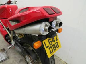 Bild 43/47 von Ducati 916 Strada (1994)