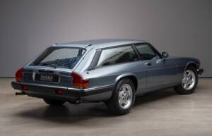 Image 7/26 of Jaguar XJ-S V12 Lynx Eventer (1985)