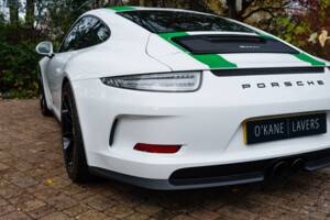 Image 18/42 of Porsche 911 R (2016)