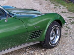 Image 12/50 of Chevrolet Corvette Stingray (1972)