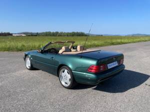 Image 4/39 de Mercedes-Benz SL 320 (1999)