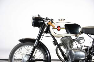 Immagine 23/50 di Gilera Giubileo 125 (1962)