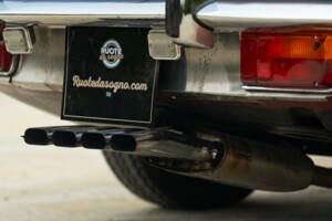 Bild 37/50 von Jaguar Type E V12 (2+2) (1972)