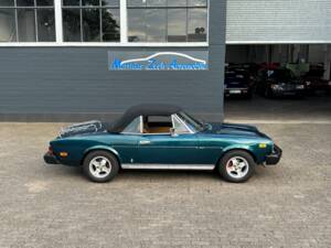 Image 14/37 of FIAT 124 Spider CS2 (1979)
