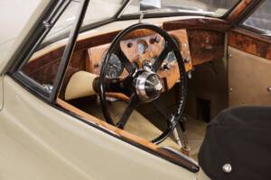 Image 32/50 de Jaguar XK 120 DHC (1953)
