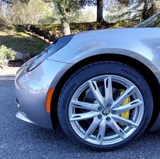 Image 12/15 of Alfa Romeo 4C (2015)
