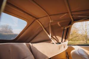 Image 67/99 of Aston Martin DB 6 Volante (1968)