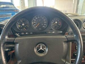 Bild 17/21 von Mercedes-Benz 380 SL (1984)