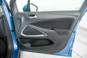 Image 33/50 de Opel Crossland X 1.2 Turbo (2020)