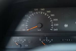 Image 46/50 of Alfa Romeo 164 2.0 (1990)