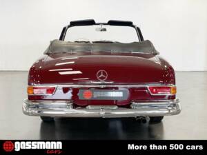 Image 7/15 of Mercedes-Benz 220 SE b (1965)