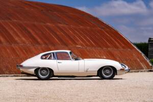 Afbeelding 10/46 van Jaguar E-Type 3.8 (1962)