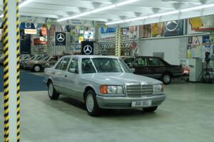 Bild 48/50 von Mercedes-Benz 300 SEL (1986)