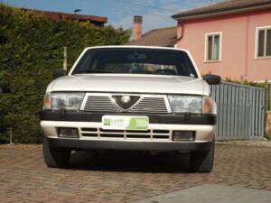Imagen 4/50 de Alfa Romeo 75 2.0 (1986)