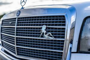 Image 24/175 of Mercedes-Benz 420 SE (1986)