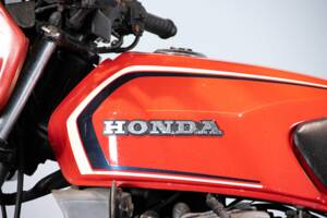 Bild 16/37 von Honda DUMMY (1982)