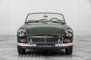 Image 14/50 of MG MGB (1968)