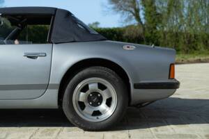 Immagine 25/50 di TVR S2 (1989)