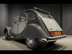 Image 8/25 de Citroën 2 CV 6 Charleston (1987)