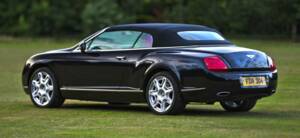 Bild 18/50 von Bentley Continental GTC W12 (2011)
