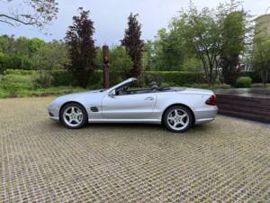 Image 29/29 of Mercedes-Benz SL 55 AMG (2004)