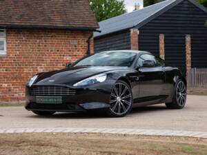 Image 92/94 of Aston Martin DB 9 (2014)