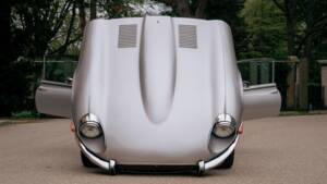 Bild 66/81 von Jaguar E-Type V12 (2+2) (1971)