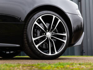 Immagine 58/98 di Aston Martin DBS (2010)