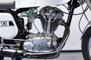 Image 16/41 of Ducati DUMMY (1972)