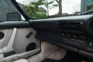 Bild 20/53 von Porsche 911 Speedster 3.2 (1989)