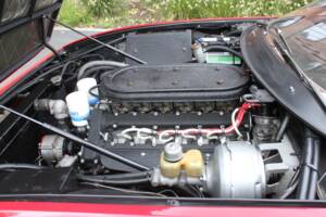 Image 5/22 of Ferrari 365 GTB&#x2F;4 Daytona (1971)