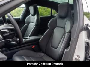 Bild 9/37 von Porsche Taycan 4S Sport Turismo (1900)