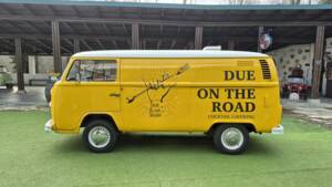Bild 3/50 von Volkswagen T2b Kastenwagen (1976)