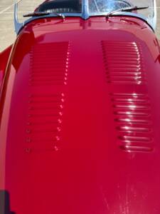 Image 32/34 of Jaguar XK 140 OTS (1955)