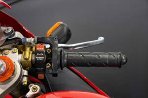 Imagen 41/50 de Ducati 748 S (1996)