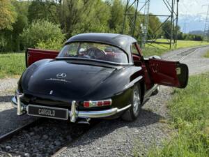 Afbeelding 17/48 van Mercedes-Benz 300 SL Roadster (1958)