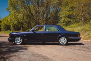 Bild 23/50 von Bentley Brooklands R Mulliner (1998)