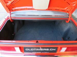 Bild 13/22 von BMW 318i (1984)