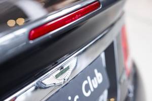 Imagen 28/31 de Aston Martin V12 Vanquish S (2006)
