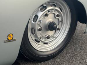 Immagine 10/14 di Porsche 356 1300 (1952)