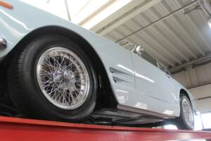 Bild 37/50 von Maserati 3500 GTI Sebring (1964)
