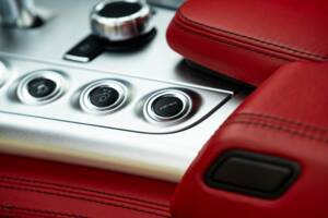 Image 39/50 of Mercedes-Benz SLS AMG (2010)