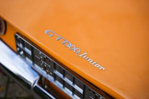 Image 31/38 of Alfa Romeo Giulia GT 1300 Junior (1968)